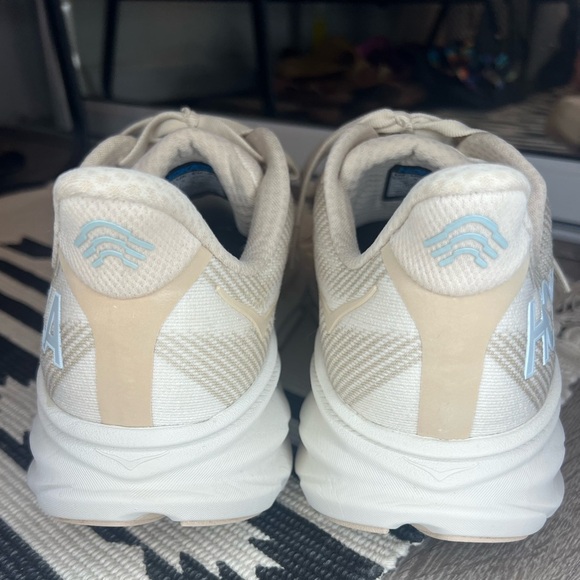HOKA ONE ONE® Clifton 9 Running Shoe Beige 9.5D - Picture 6 of 10